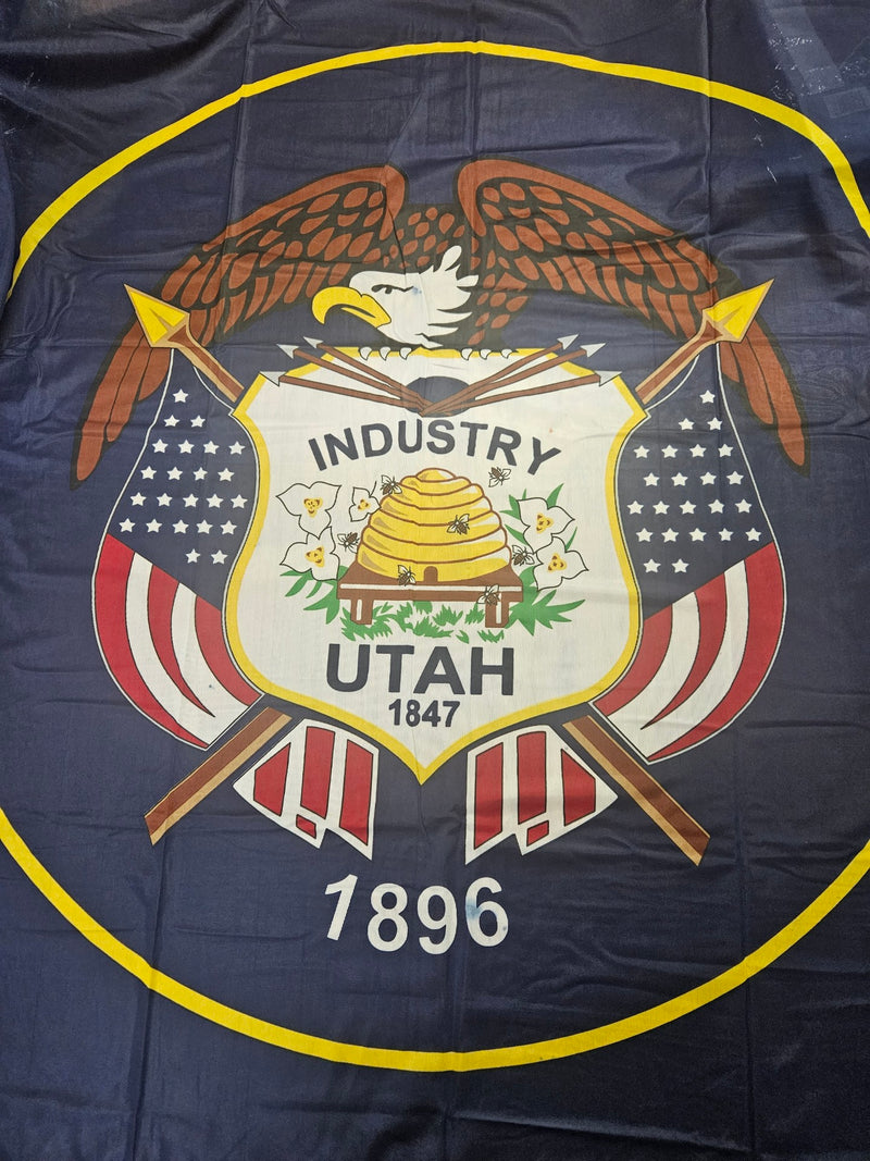 Utah 1922-2011 Historic Founders Flags 3'x5' Flag ROUGH TEX® Knit Nylon Official State Historic Flag