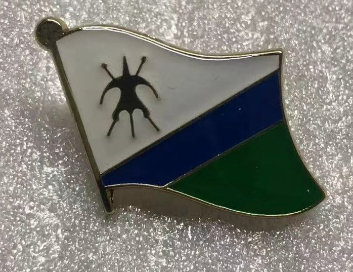 Old Lesotho Wavy Lapel Pin