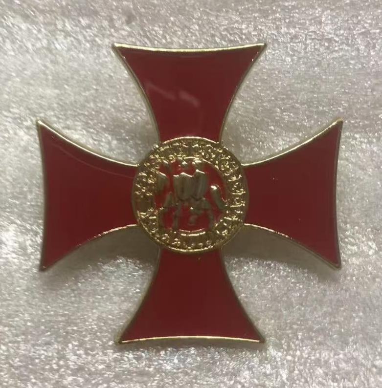 Knights Templar Cross Lapel Pin