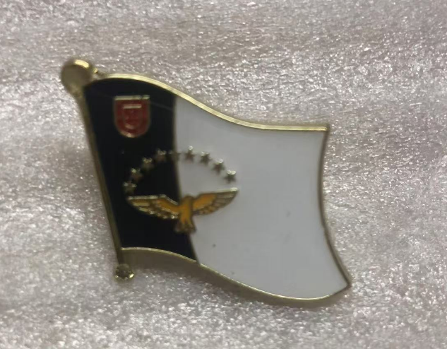 Azores Wavy Lapel Pin