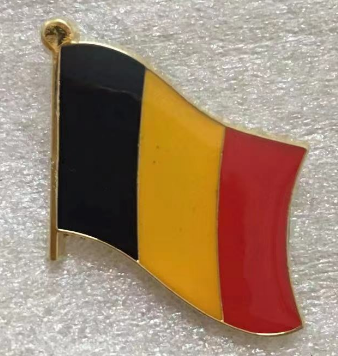 Chad Wavy Lapel Pin