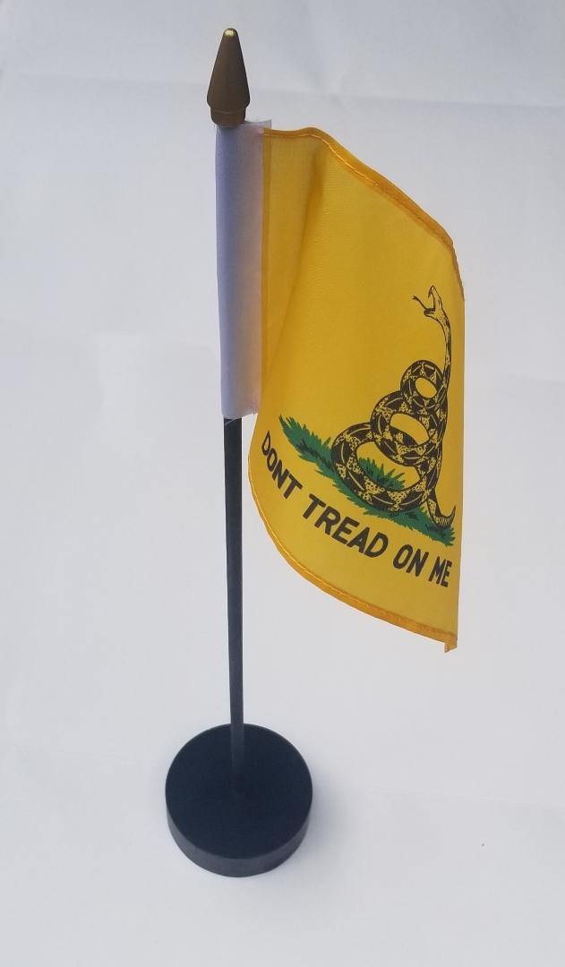 Gadsden Revolutionary American Don't Tread on Me 6x9 Inch Desk Set Wooden Base