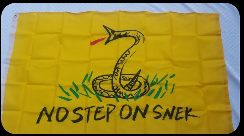 No Step On Snek 3'X5' Flag Rough Tex® 150D Nylon