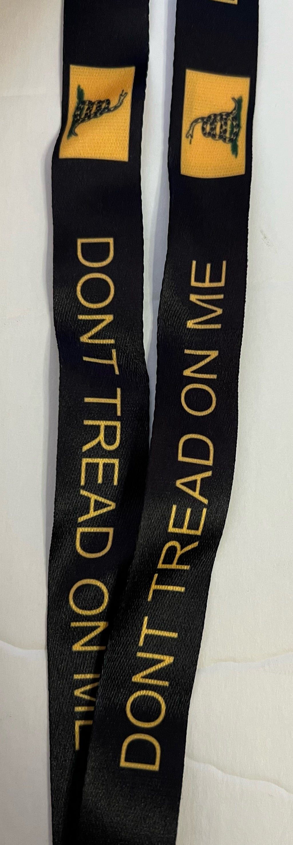 32-Inch Gadsden Flag Lanyard – 'Don't Tread On Me' – Black With Detachable Key Ring – Trade Winds