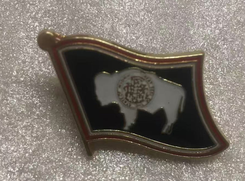 Wyoming Wavy Lapel Pin