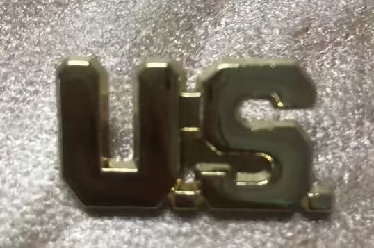 US Military Gold Pin Lapel