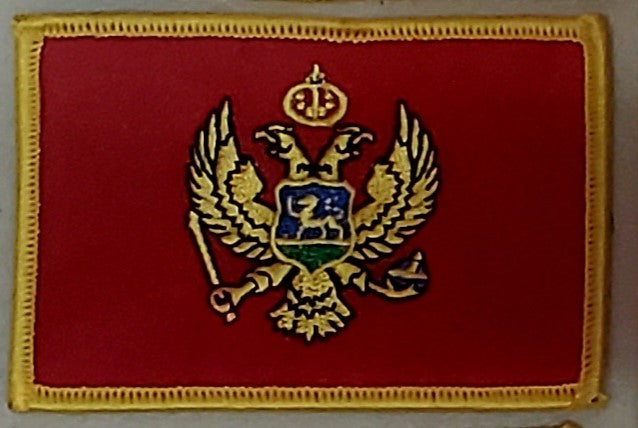 Made In Montenegro Vector Graphics Round Simple Label Badge Emblem With Flag Of Montenegro And - Foto 9