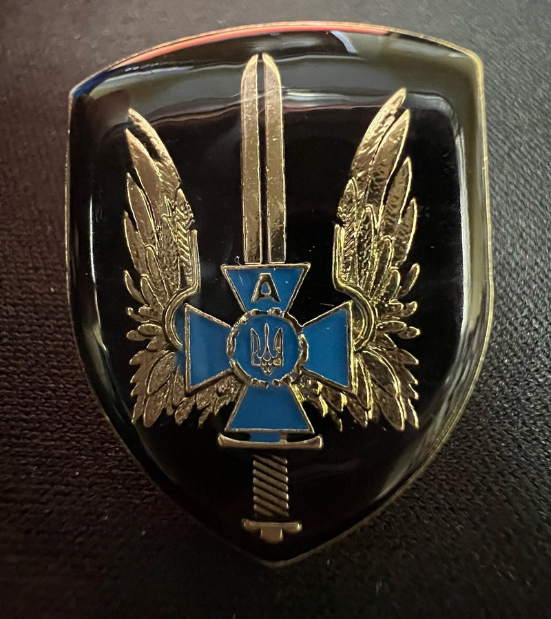 Ukraine Commander Lapel Pin